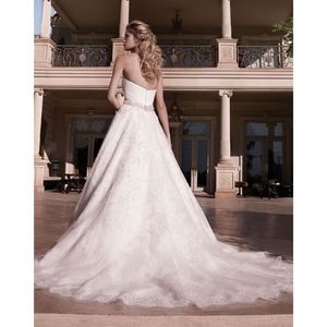 NWT Gorgeous Casablanca Wedding Dress Style #2136 Size 10